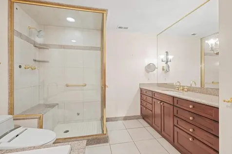 396 Sheridan Road Glencoe IL 60022