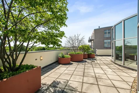 1210 Chicago Avenue Evanston IL 60202