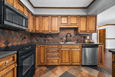 9608 West Higgins Road Rosemont IL 60018