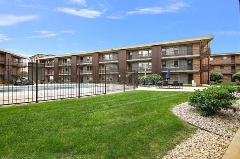 9608 West Higgins Road Rosemont IL 60018