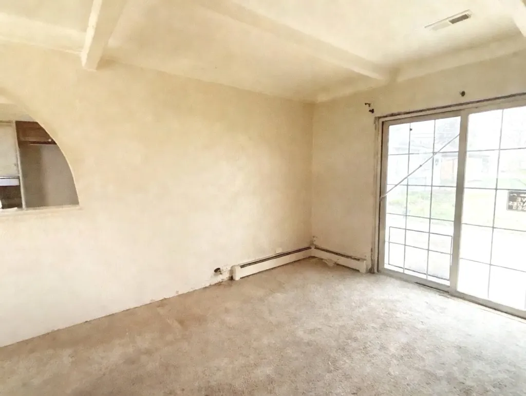 17W452 Butterfield Road Villa Park IL 60181