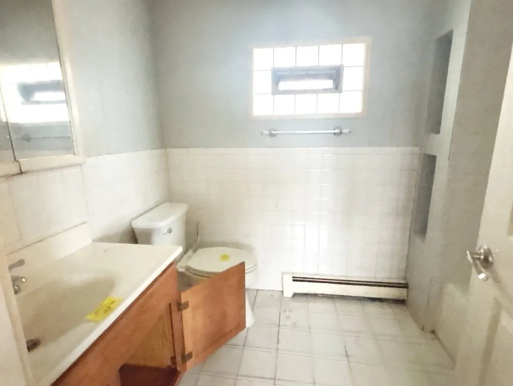 17W452 Butterfield Road Villa Park IL 60181