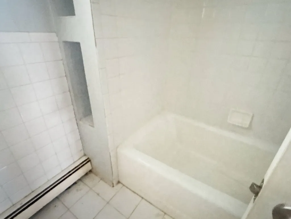 17W452 Butterfield Road Villa Park IL 60181