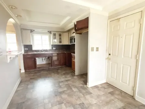 17W452 Butterfield Road Villa Park IL 60181