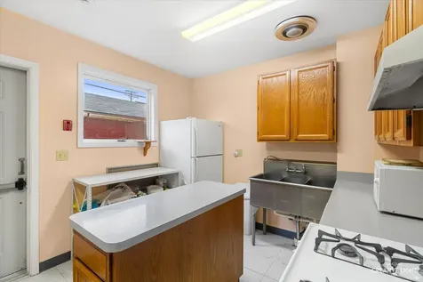 250 Peru Street Paw Paw IL 61353