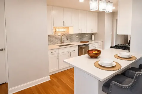 1029 Riverview Drive South Holland IL 60473