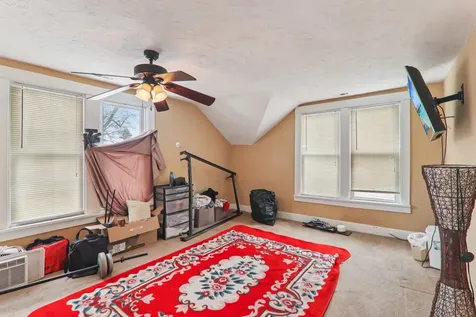 262 South Weston Avenue Elgin IL 60123