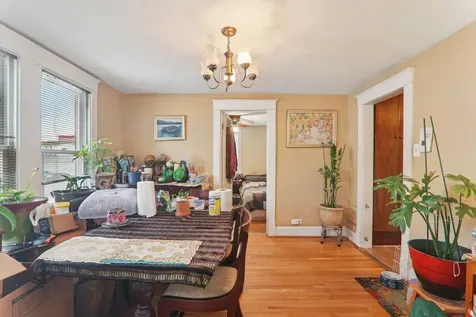 262 South Weston Avenue Elgin IL 60123