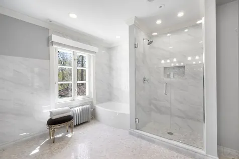51 South Mayflower Road Lake Forest IL 60045