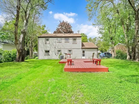 531 Redwood Road Bolingbrook IL 60440