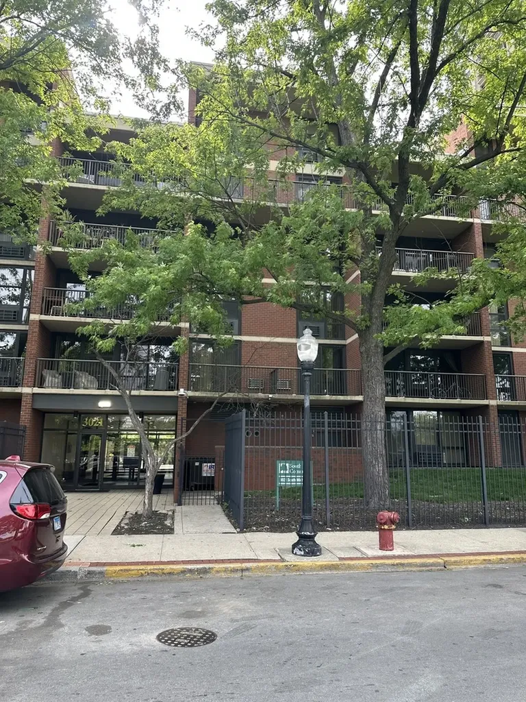 3021 South Michigan Avenue Chicago IL 60616