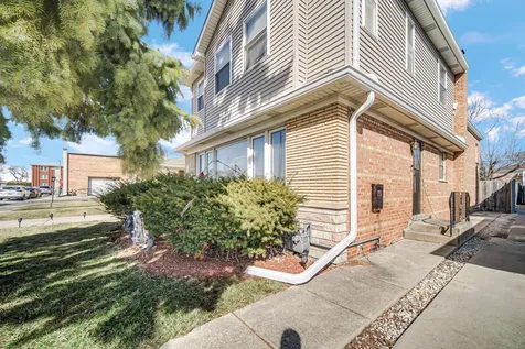 8713 South Washtenaw Avenue Evergreen Park IL 60805