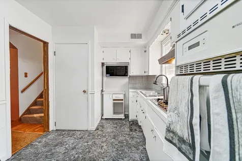 8713 South Washtenaw Avenue Evergreen Park IL 60805