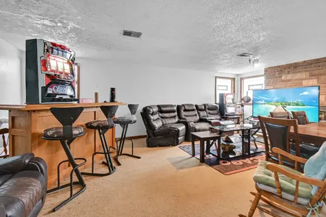 8713 South Washtenaw Avenue Evergreen Park IL 60805