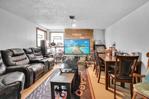 8713 South Washtenaw Avenue Evergreen Park IL 60805
