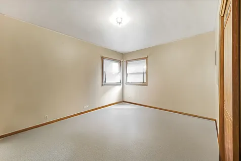 8713 South Washtenaw Avenue Evergreen Park IL 60805