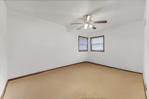 8713 South Washtenaw Avenue Evergreen Park IL 60805