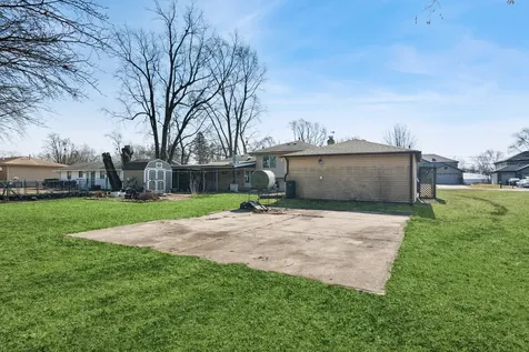 3900 West 155th Street Markham IL 60428