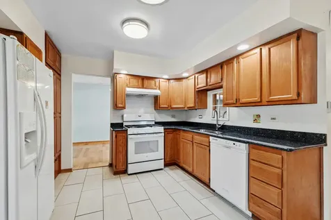 3900 West 155th Street Markham IL 60428
