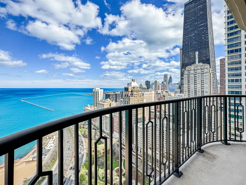 1040 North Lake Shore Drive Chicago IL 60611