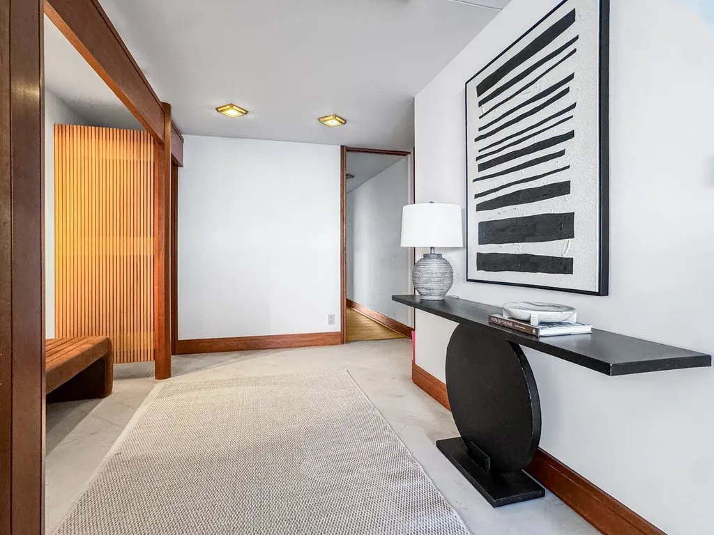 1040 North Lake Shore Drive Chicago IL 60611