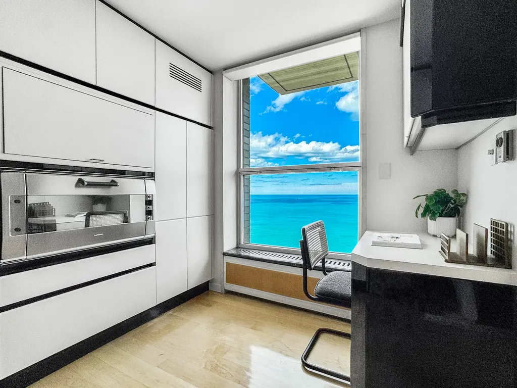 1040 North Lake Shore Drive Chicago IL 60611