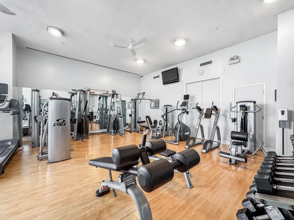 1040 North Lake Shore Drive Chicago IL 60611