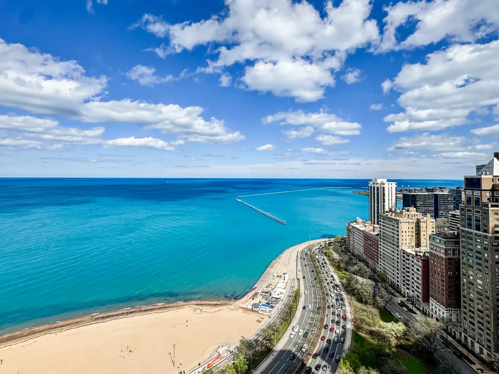 1040 North Lake Shore Drive Chicago IL 60611
