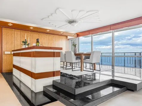 1040 North Lake Shore Drive Chicago IL 60611