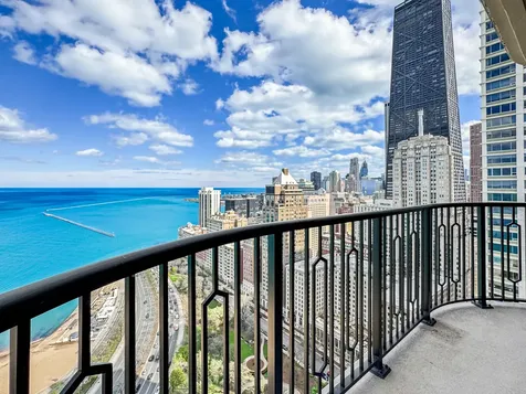 1040 North Lake Shore Drive Chicago IL 60611