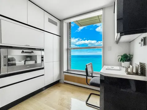 1040 North Lake Shore Drive Chicago IL 60611
