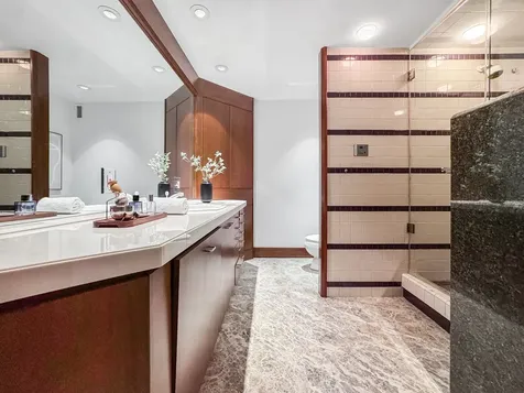 1040 North Lake Shore Drive Chicago IL 60611