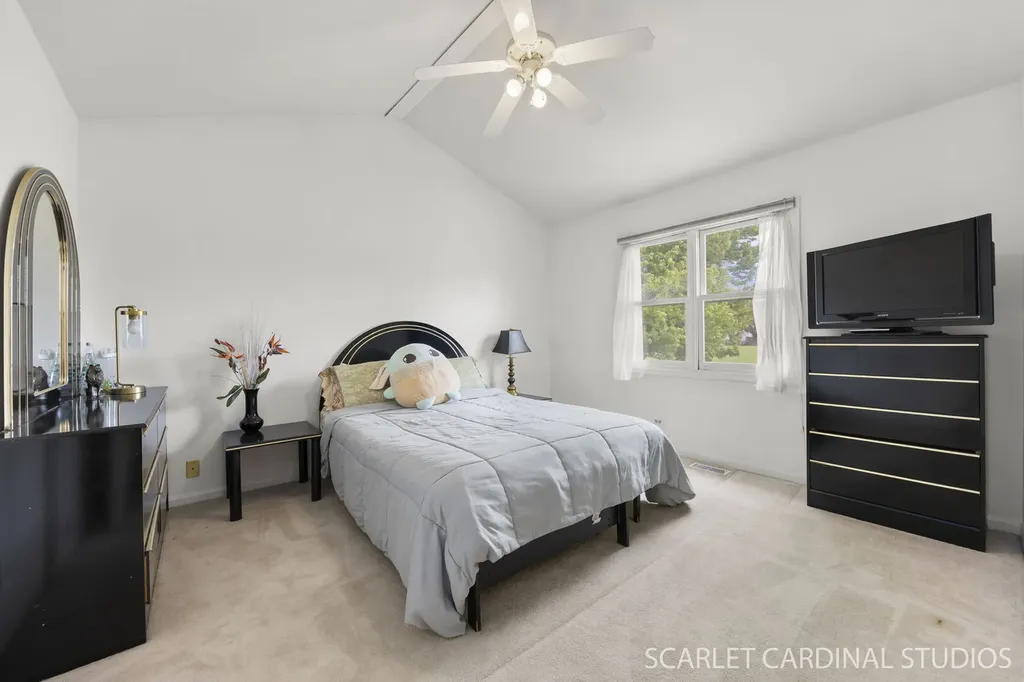 1004 Prairie View Court Naperville IL 60563