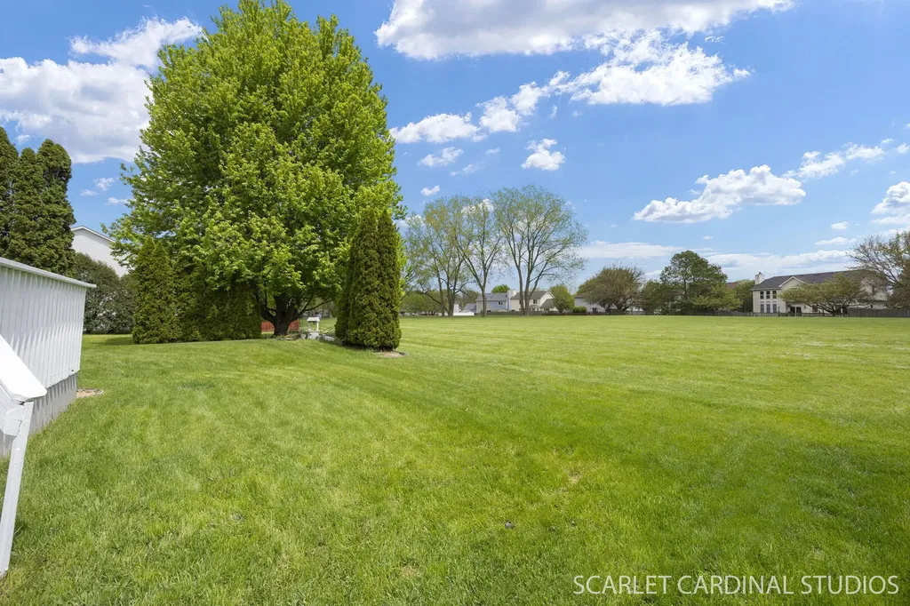 1004 Prairie View Court Naperville IL 60563