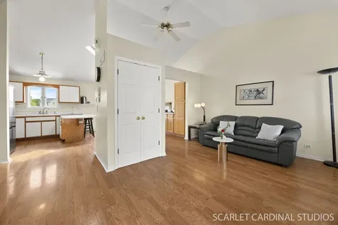 1004 Prairie View Court Naperville IL 60563