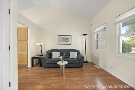 1004 Prairie View Court Naperville IL 60563