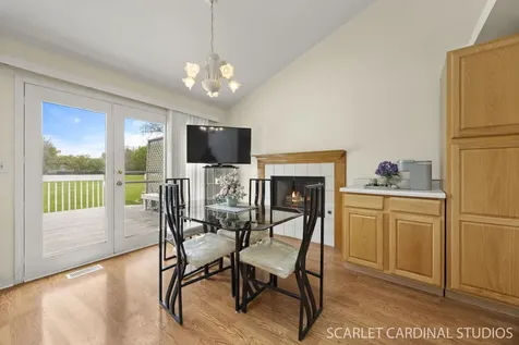 1004 Prairie View Court Naperville IL 60563