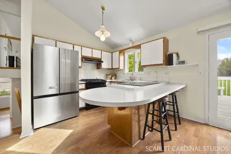 1004 Prairie View Court Naperville IL 60563