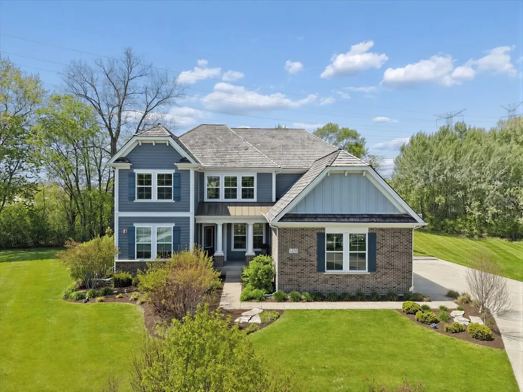 1329 Blackberry Court Libertyville IL 60048