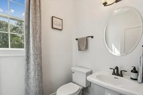 1329 Blackberry Court Libertyville IL 60048