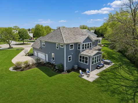 1329 Blackberry Court Libertyville IL 60048