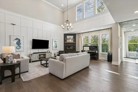 1329 Blackberry Court Libertyville IL 60048