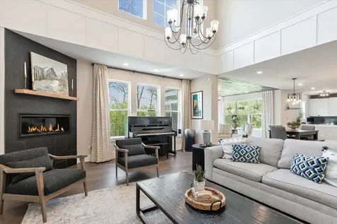 1329 Blackberry Court Libertyville IL 60048