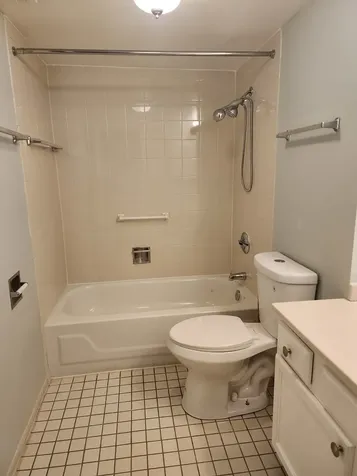 606 East Woodland Park Avenue Chicago IL 60616