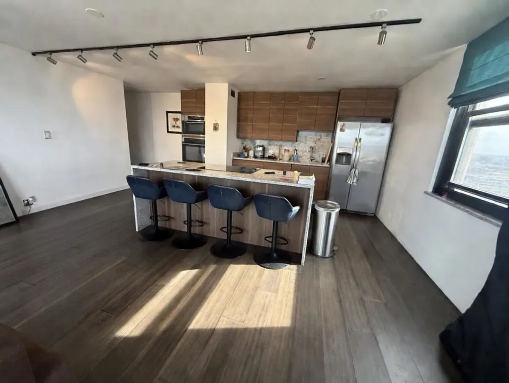 3001 South Michigan Avenue Chicago IL 60616