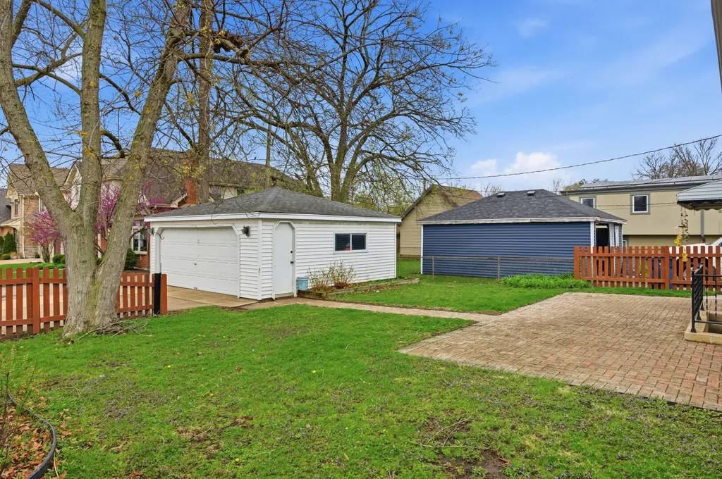 155 East Madison Street Elmhurst IL 60126
