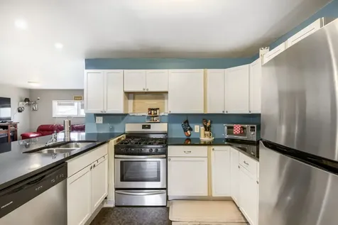 18647 West Pamela Place Gurnee IL 60031