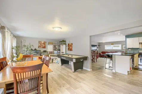 18647 West Pamela Place Gurnee IL 60031