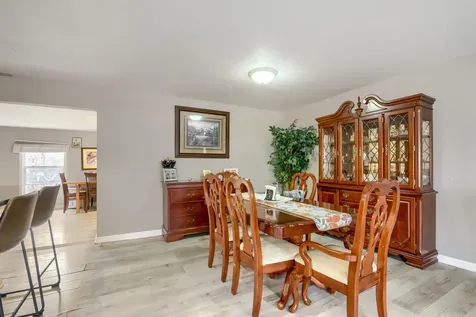 18647 West Pamela Place Gurnee IL 60031