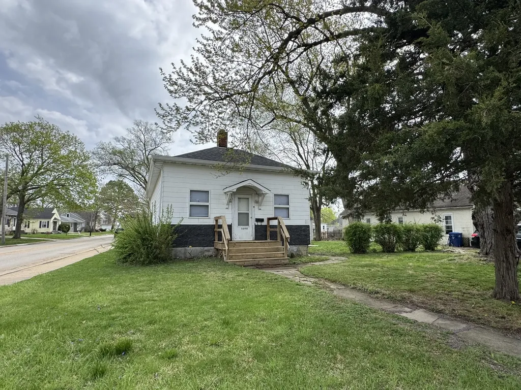 1090 Creve Coeur Street Lasalle IL 61301